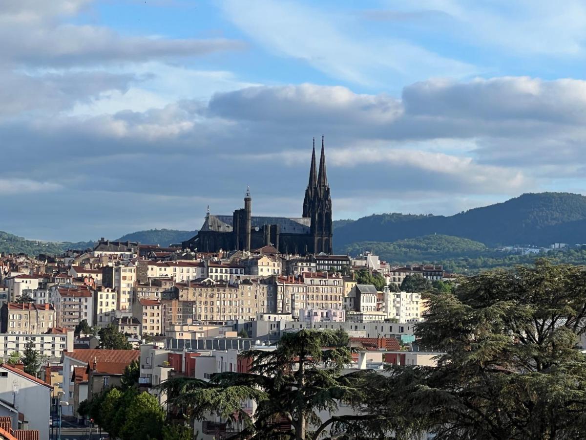 Un Havre De Paix En Plein Coeur De Ville Pres Chu Clermont-Ferrand Buitenkant foto